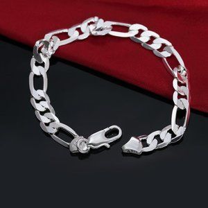 ***NEW 18k YELLOW GOLD 8 INCHES BRACELET, NICE BRACELET, CUTE BRACELET